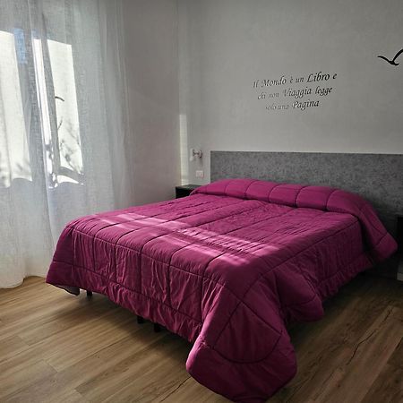 L'Arancio B&B Cecchina Dış mekan fotoğraf
