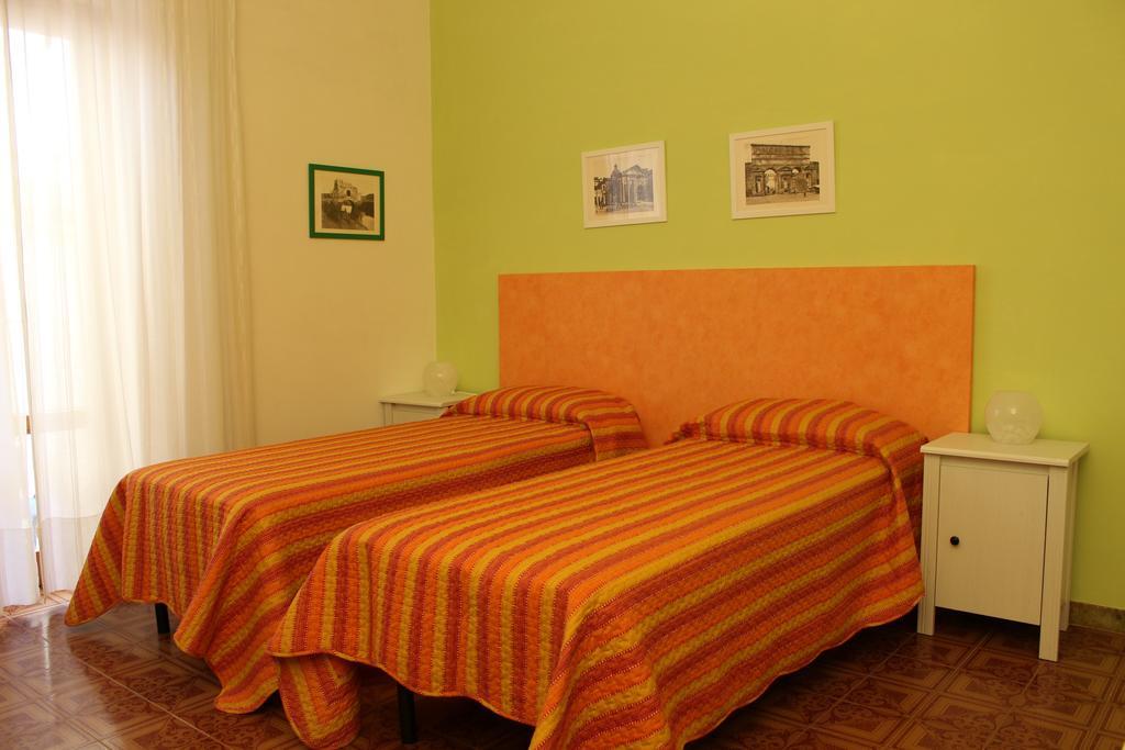 L'Arancio B&B Cecchina Dış mekan fotoğraf